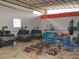 腳輪（lún）模具（jù）生產車間
